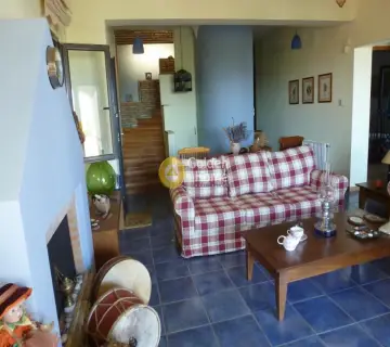 Independent Maisonette 221m<sup>2</sup> for sale photo 31