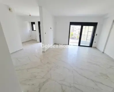 Independent Maisonette 82m<sup>2</sup> for sale photo 1