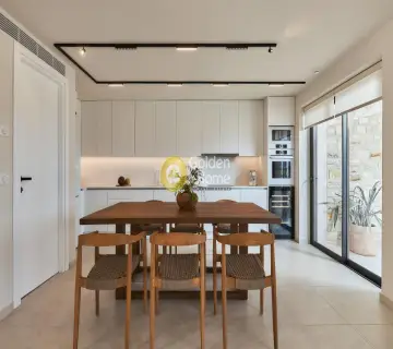 独立复式小屋 300m<sup>2</sup> for sale photo 49