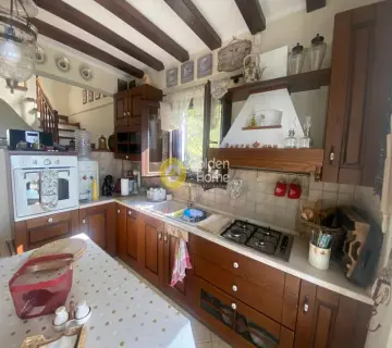 Independent Maisonette 204m<sup>2</sup> for sale photo 4365443