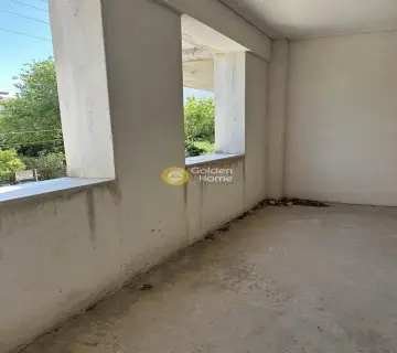 Κτίριο 320τ.μ. προς πώληση φωτογραφία 2