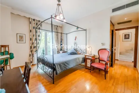 Independent Maisonette 315m<sup>2</sup> for sale photo 5649441