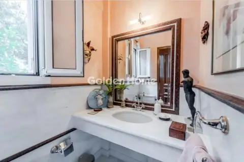 Independent Maisonette 315m<sup>2</sup> for sale photo 5649444