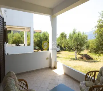 Residence complex 311m<sup>2</sup> for sale photo 13
