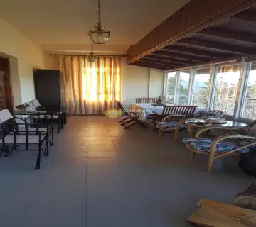 Residence complex 150m<sup>2</sup> for sale photo 3