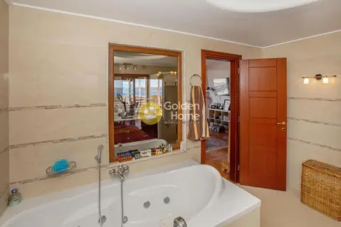 Floor Apartment 234m<sup>2</sup> for rent photo 28
