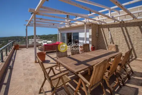 Floor Apartment 234m<sup>2</sup> for rent photo 3
