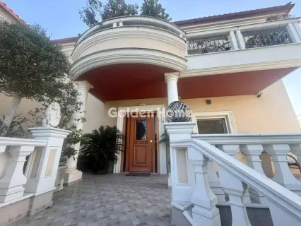 Independent Maisonette 367m<sup>2</sup> for sale photo 76