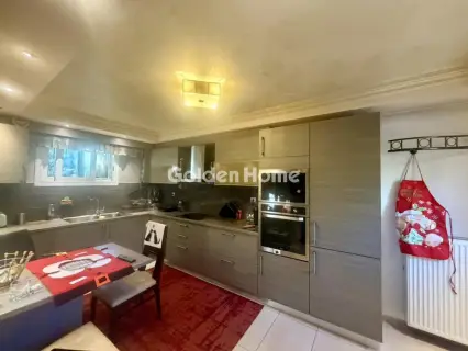 Independent Maisonette 367m<sup>2</sup> for sale photo 57