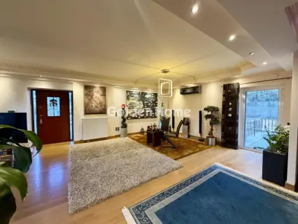 Independent Maisonette 367m<sup>2</sup> for sale photo 8