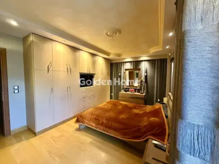 Independent Maisonette 367m<sup>2</sup> for sale photo 32