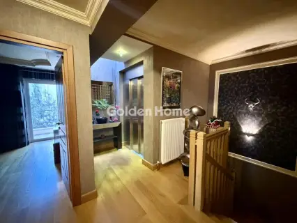 Independent Maisonette 367m<sup>2</sup> for sale photo 24