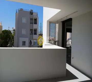 Οροφομεζονέτα 180τ.μ. προς πώληση φωτογραφία 4410857
