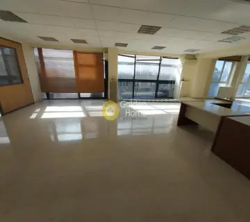 Office 320m<sup>2</sup> for rent photo 6