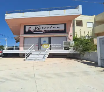 Independent Building 160m<sup>2</sup> for sale photo 3