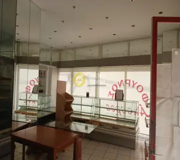 店铺 138m<sup>2</sup> for rent photo 3