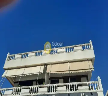 Κτίριο 380τ.μ. προς πώληση φωτογραφία 4