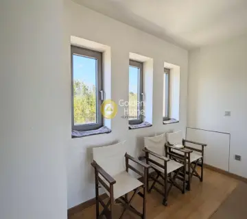 House 490m<sup>2</sup> for sale photo 4442949