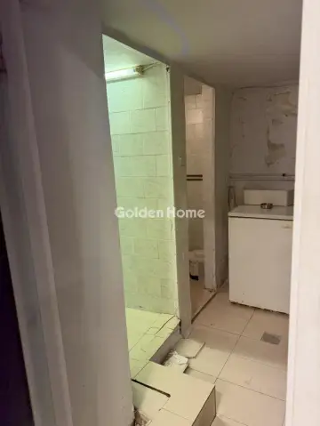 Store 100m<sup>2</sup> for rent photo 9