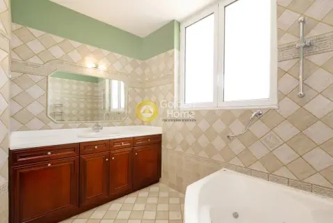 Floor Apartment 180m<sup>2</sup> for sale photo 30