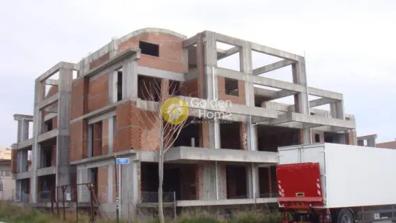 Building 1900m<sup>2</sup> for sale photo 1