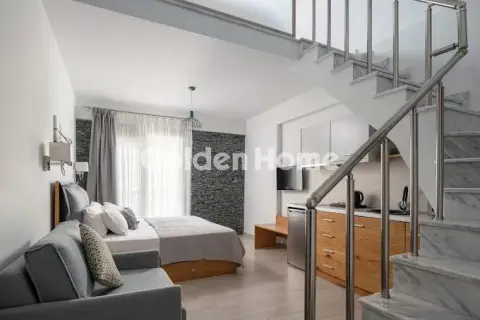 Hotel 2000m<sup>2</sup> for sale photo 1