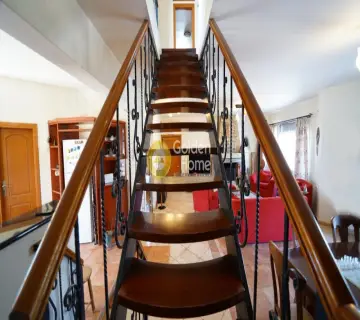 Independent Maisonette 475m<sup>2</sup> for sale photo 10