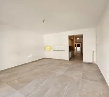 Apartment 57m<sup>2</sup> for sale photo 2