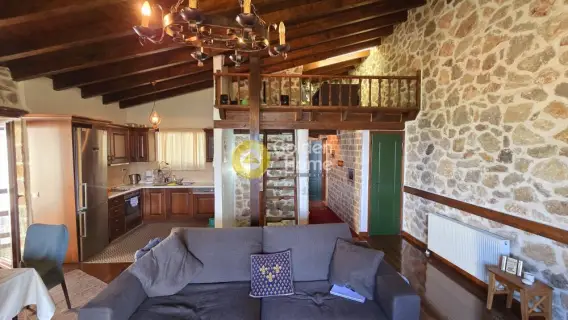 Maisonette Attached 206m<sup>2</sup> for sale photo 63