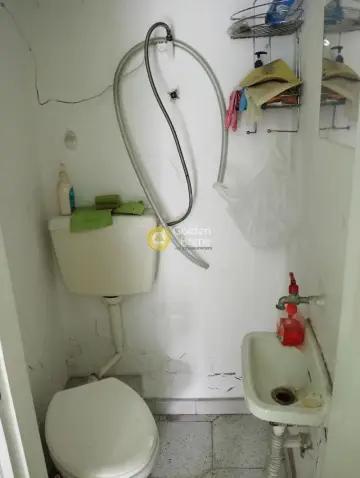 Store 40m<sup>2</sup> for rent photo 11