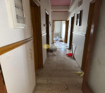 Κτίριο 405τ.μ. προς πώληση φωτογραφία 4490451