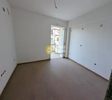 Floor Apartment 180m<sup>2</sup> for sale photo 4501561