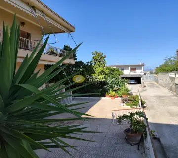 Independent Building 360m<sup>2</sup> for sale photo 25