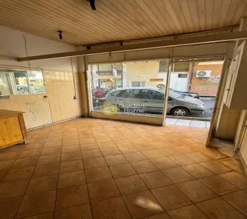 店铺 28m<sup>2</sup> for sale photo 1