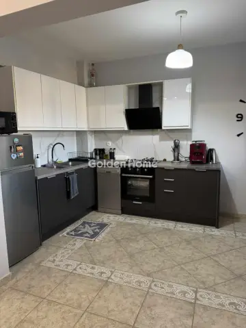 Independent Maisonette 212m<sup>2</sup> for sale photo 19