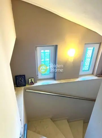 Independent Maisonette 313m<sup>2</sup> for sale photo 9
