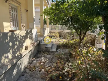 Κτίριο 216τ.μ. προς πώληση φωτογραφία 1