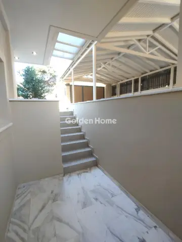 House 310m<sup>2</sup> for sale photo 27