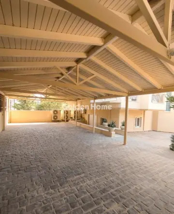 House 310m<sup>2</sup> for sale photo 21