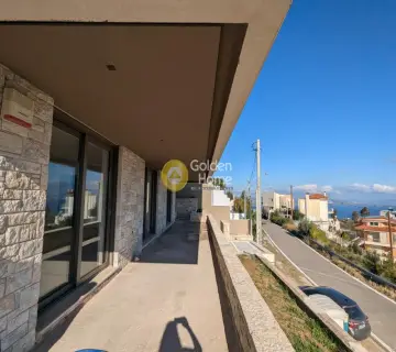 House 320m<sup>2</sup> for sale photo 4