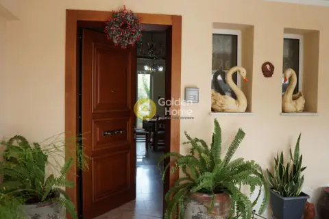 Independent Maisonette 207m<sup>2</sup> for sale photo 39
