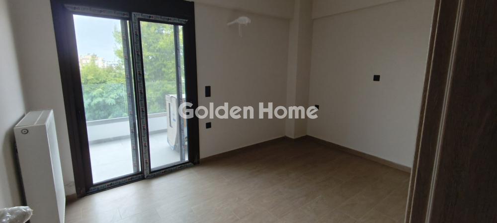 apartment in Petroupoli — Photo 7 of 14