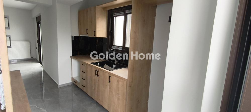 apartment in Petroupoli — Photo 2 of 14