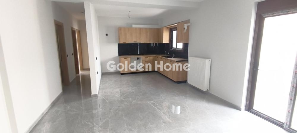 apartment in Petroupoli — Photo 2 of 14