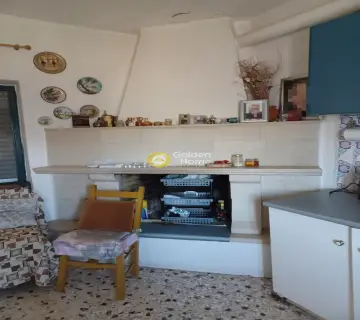 Μονοκατοικία 93τ.μ. προς πώληση φωτογραφία 4
