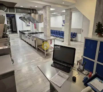 Independent Building 540m<sup>2</sup> for rent photo 4583722