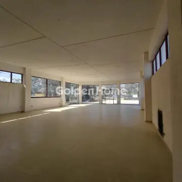 Independent Building 720m<sup>2</sup> for rent photo 11