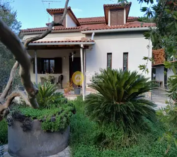 独立复式小屋 171m<sup>2</sup> for sale photo 1