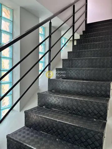 Κατάστημα 148τ.μ. προς ενοικίαση φωτογραφία 2