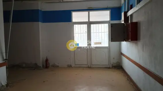 Independent Building 720m<sup>2</sup> for rent photo 4715507
